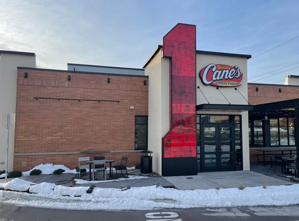 Raising Cane's Chicken Fingers: 3065 White Bear Ave N, Maplewood, MN 55109